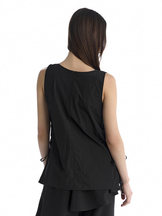 Wconcept_Treemingbird Lace-Up Side Sleeveless Top [ Black ]