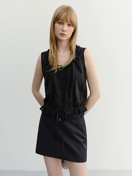 Dunst Frill Sleeveless Blouse Black
