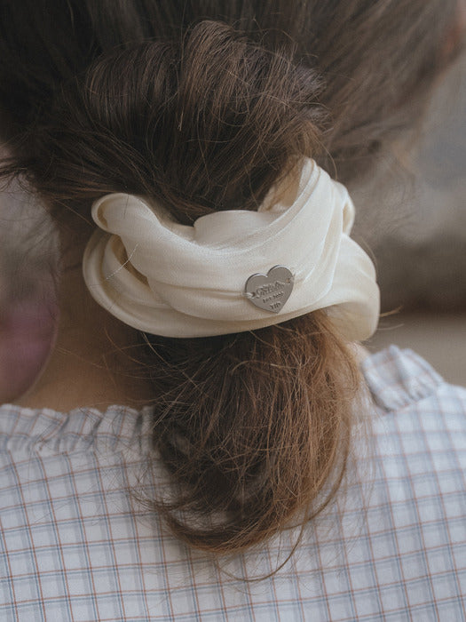 Tillidie Heart point scrunchy Butter