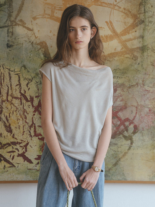 Tillidie Cowl neck sleeveless knit top Gray beige