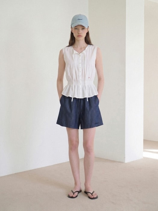 Wconcept_Depound lace trim sleeveless blouse - white