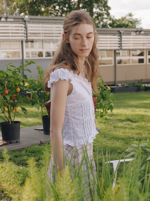 Wconcept_Depound flower lace shirring blouse - white