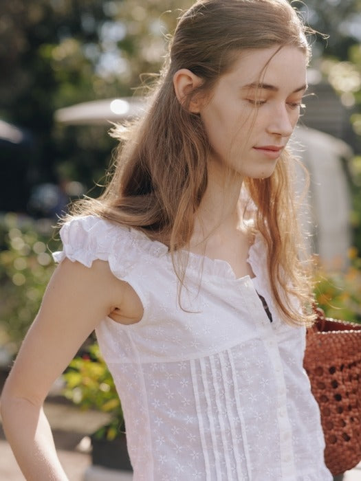 Wconcept_Depound flower lace shirring blouse - white