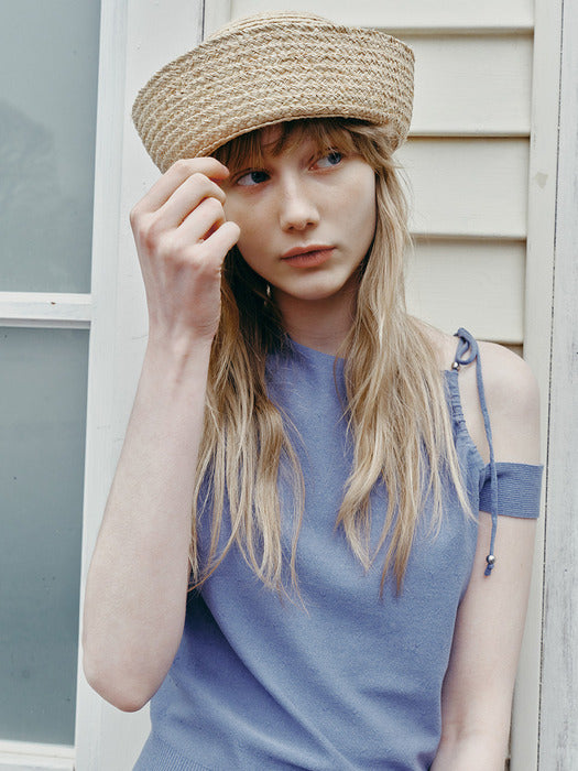 Raive Shoulder Strap Detail Knit