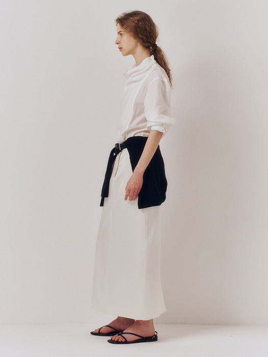 Kindersalmon Mockneck Cowl Top White