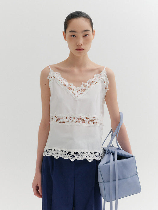 Eenk Lace Detail Sleeveless Top - White