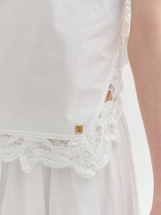 Eenk Lace Detail Sleeveless Top - White