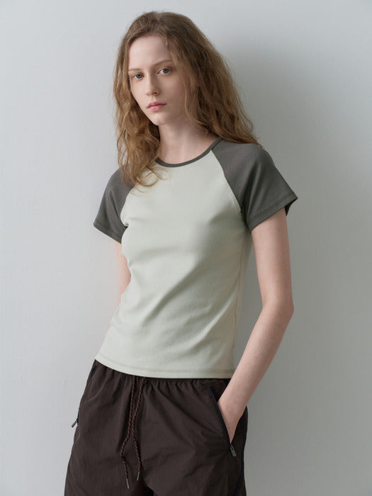 Facade Pattern Classic Raglan Rib T-shirt