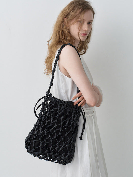 Facade Pattern Weave Shoulder Bag black