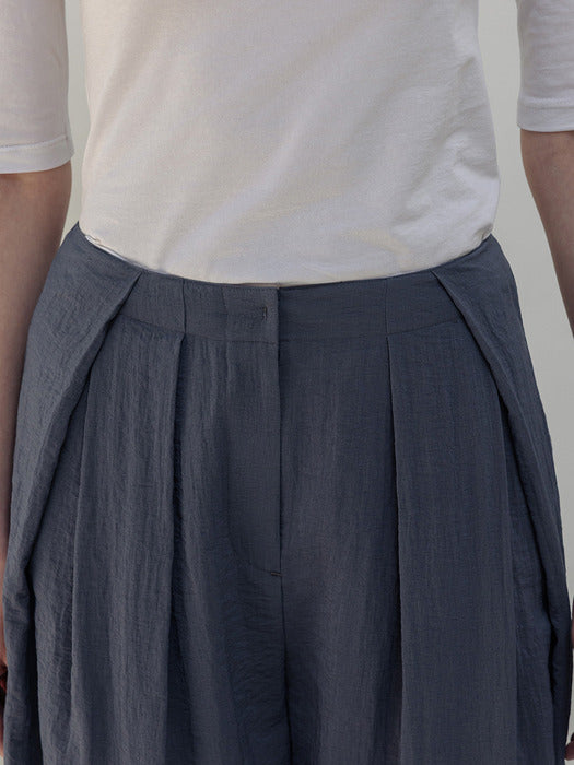 Moia airy tuck pants (slate blue)