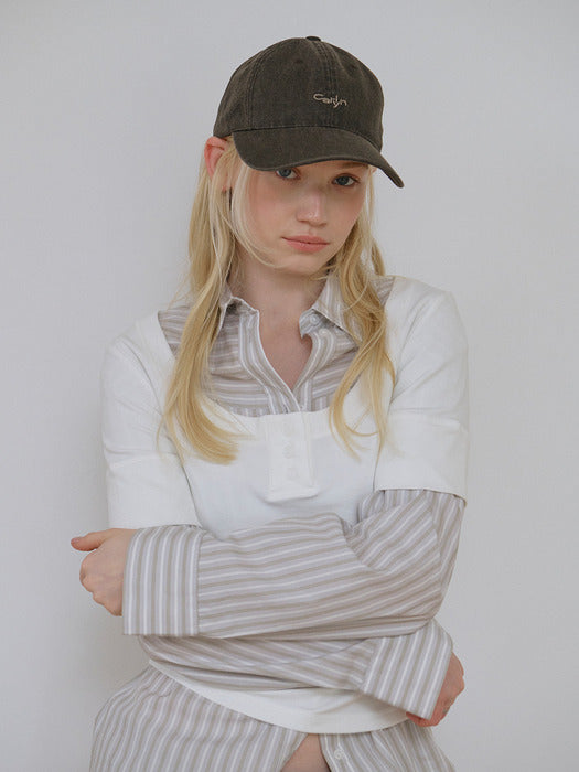 Carlyn Typo Logo Washed Cap