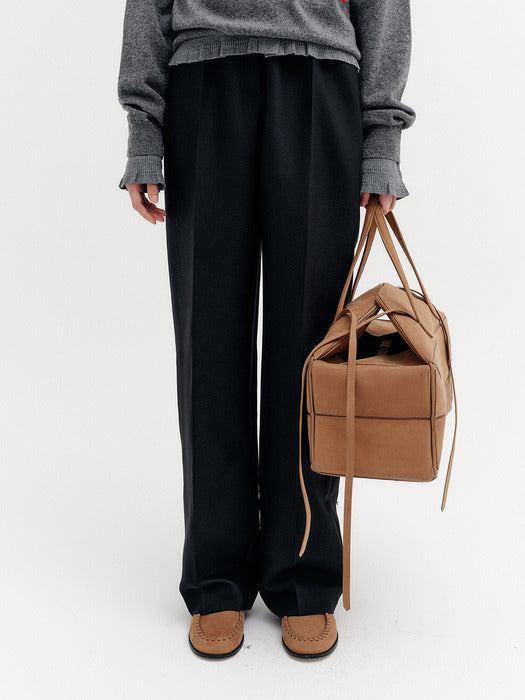 Eenk Classic Straight Pants - Black