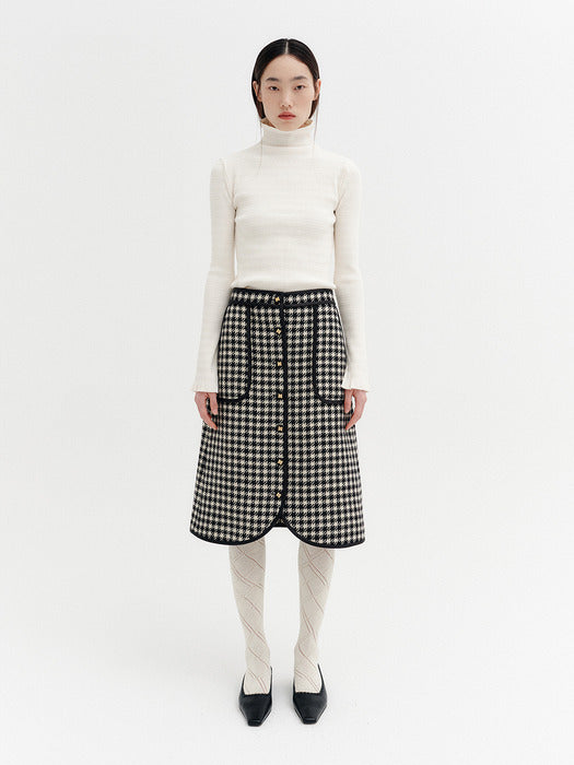 Eenk Slim High-Neck Knitwear Top - White