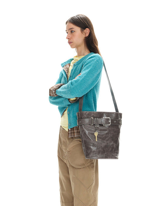 Osoi Bucket Brocle [AGED GREY]