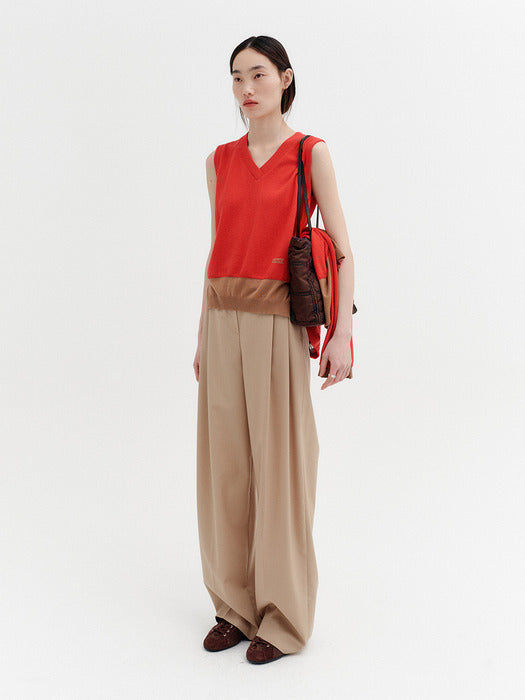 Eenk V-neck Contrast Rib Knitwear Vest - Red