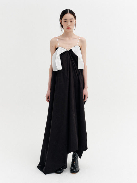 Eenk Unbalanced Side Button Dress - Black