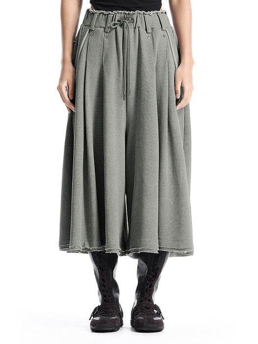 Wconcept_Treemingbird Raw-Edge Pleated Set-Up Bermuda Pants [ Light Gray ]