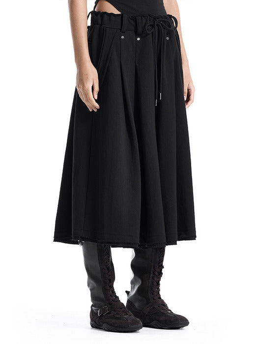 Wconcept_Treemingbird Raw-Edge Pleated Set-Up Bermuda Pants [ Black ]
