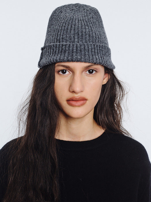 Margesherwood Classic Knit Beanie grey