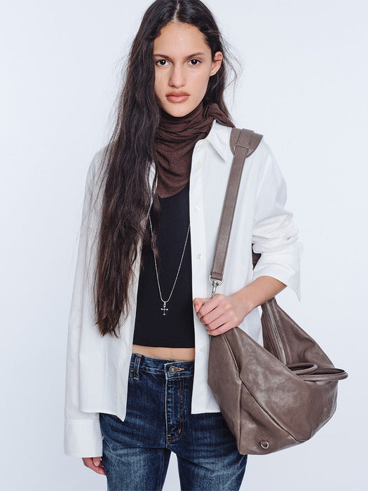 Margesherwood Dumpling Tote taupe washed nappa