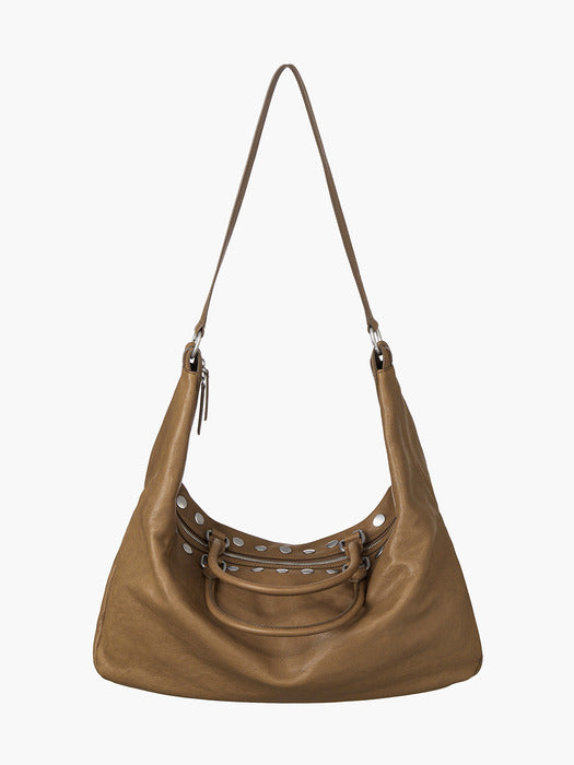Margesherwood Dumpling Stud vintage camel washed nappa