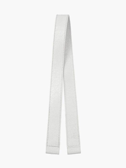 Margesherwood Dumpling Stud off white cracked