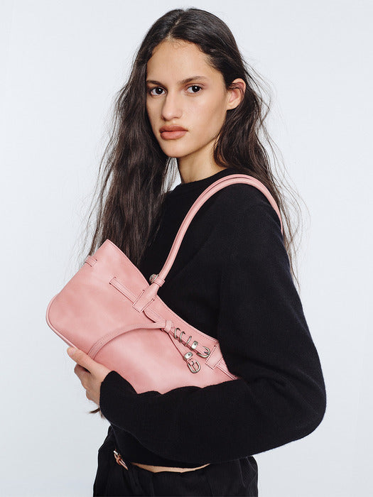 Margesherwood Grandma Used Shoulder Bag tea rose pull-up