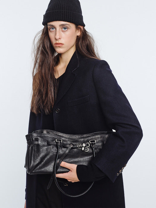 Margesherwood Soft Grandma Shoulder Bag black washed nappa