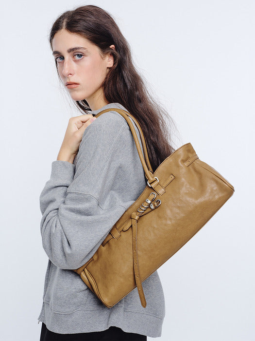 Margesherwood Soft Grandma Shoulder Bag vintage camel washed nappa