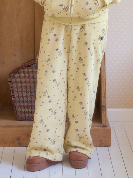 Ambler Curly Star Applique 2-Way Wide Sweat Pants (Yellow)