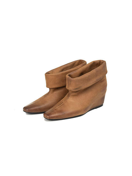Osoi Cuff Boots [CAMEL BROWN]