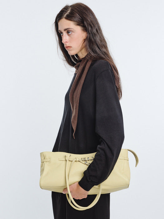 Margesherwood Soft Grandma Shoulder Bag butter washed nappa