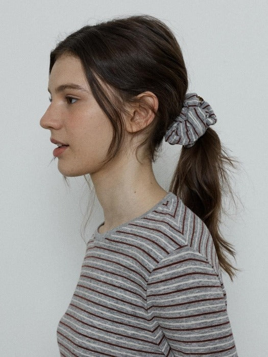 Depound soft stripe scrunchie - grey