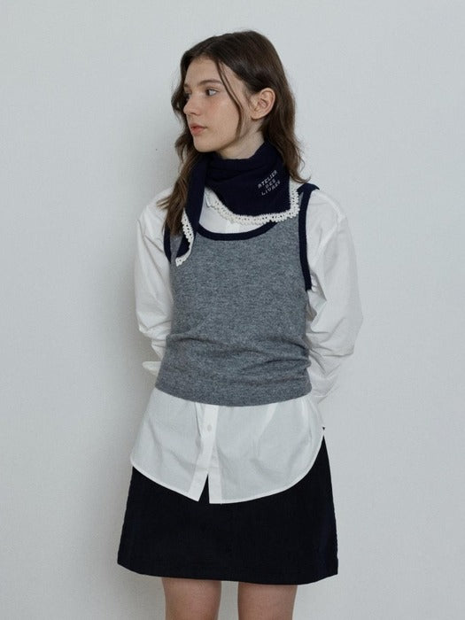 Depound cashmere blend crochet triangle muffler - navy