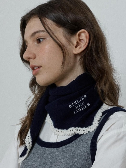 Depound cashmere blend crochet triangle muffler - navy
