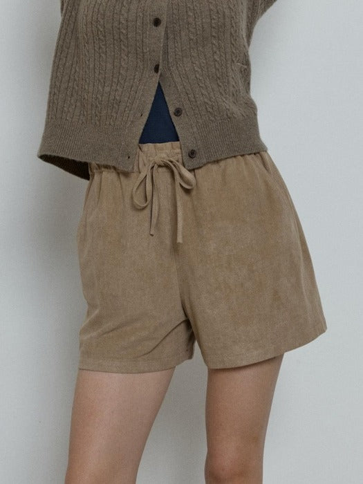 Depound suede string banding shorts - beige