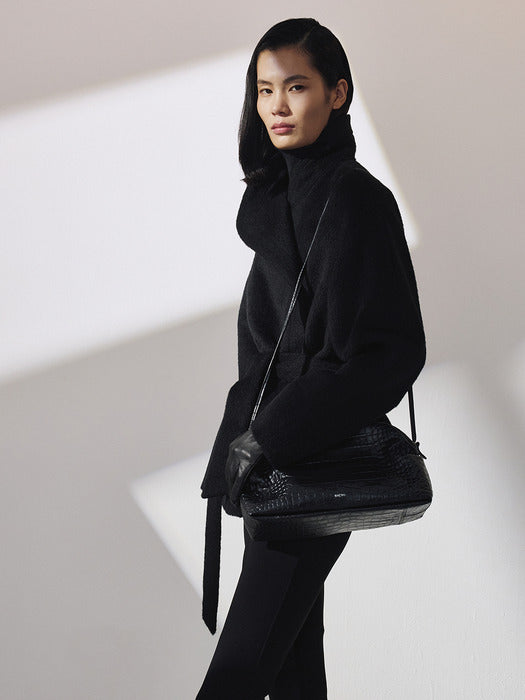 Recto Opera Collar Lama Wool Coat (Black)