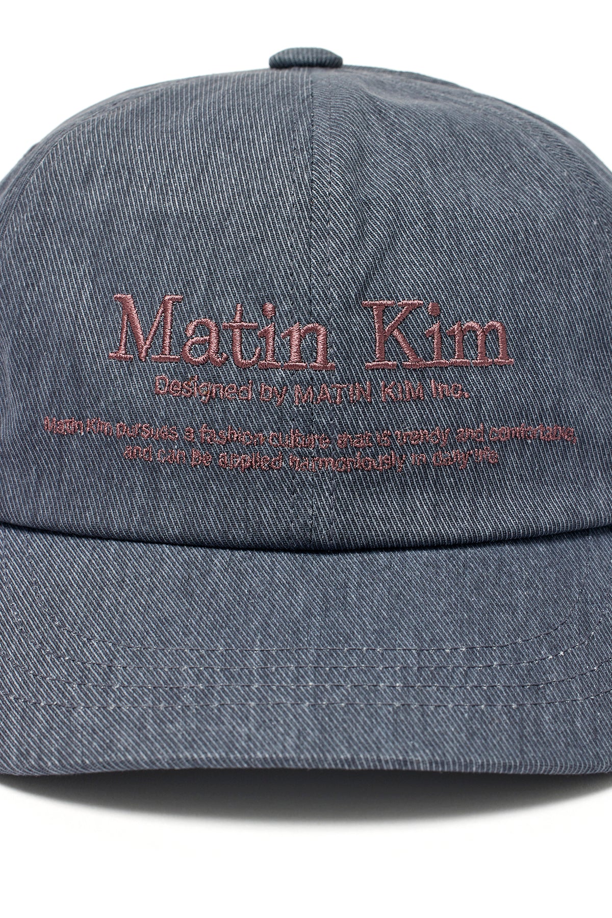 [matinkim] MATIN HERITAGE FLAT BRIM CAP IN NAVY