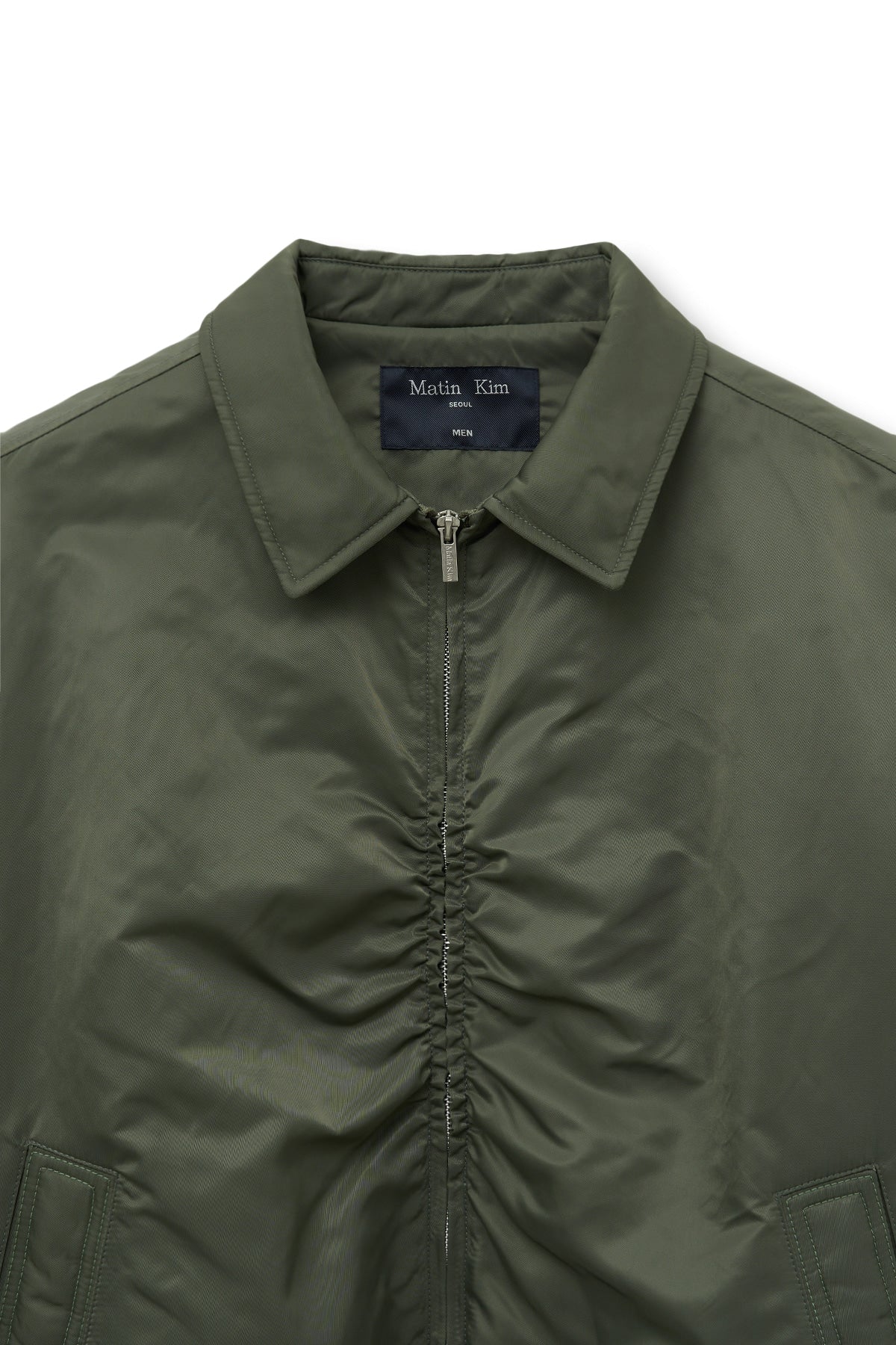 [matinkim] APPLIQUE LOGO SHIRRING BOMBER JUMPER FOR MEN IN KHAKI