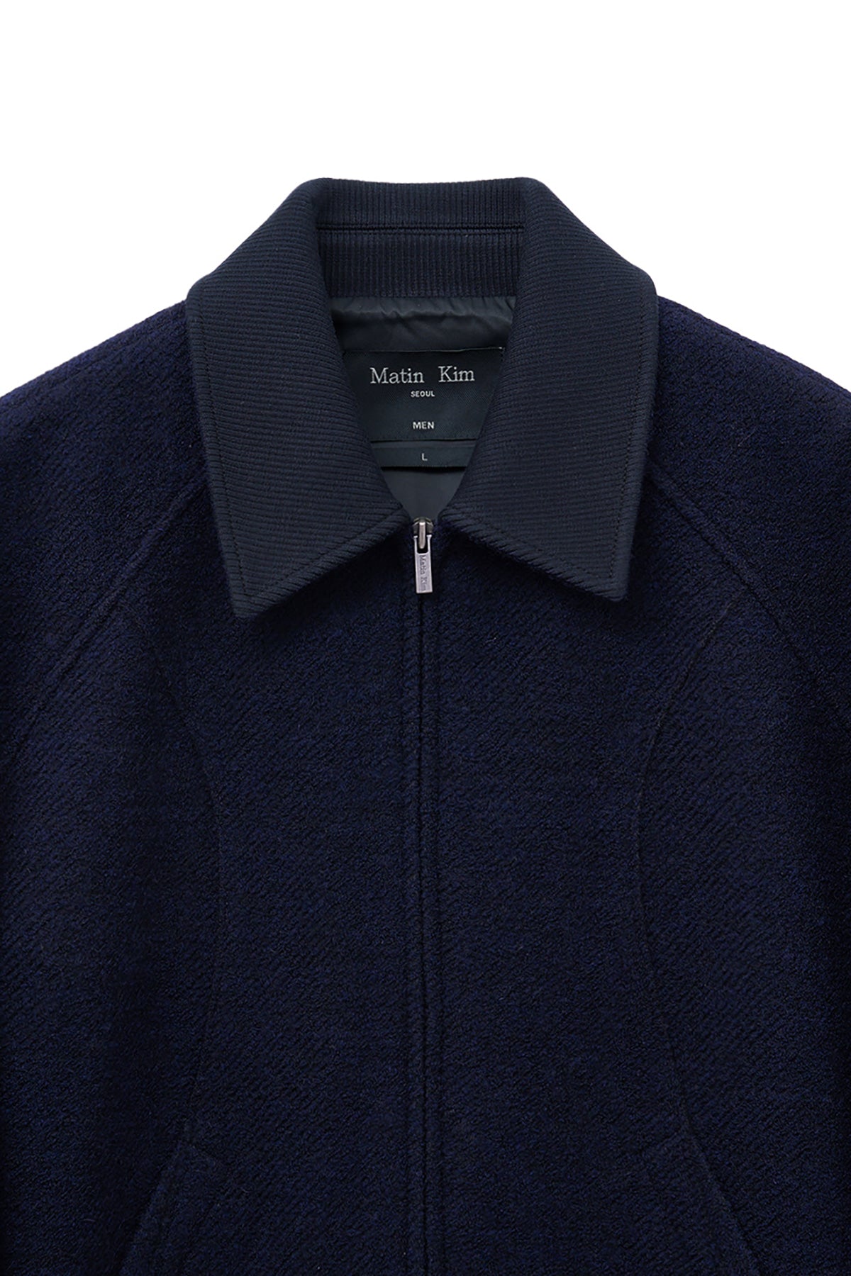 [matinkim] CURVED POINT WOOL JUMPER FOR MEN IN NAVY