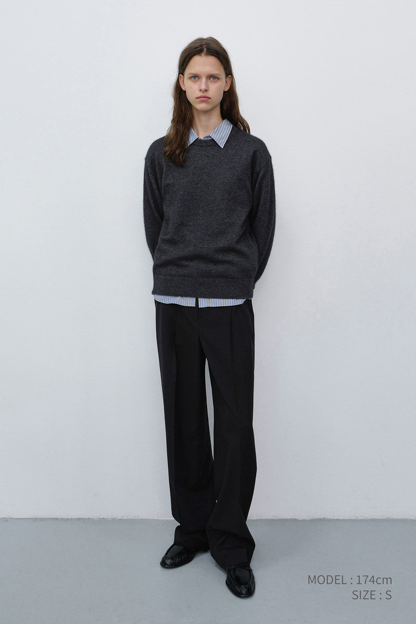 Dunst Pleated Semi-Wide Slacks Black
