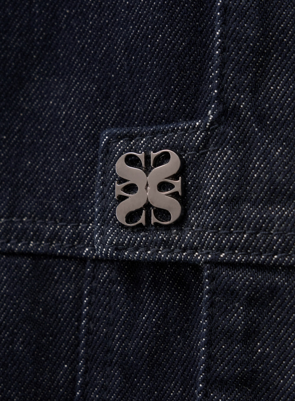 [satur] (W) Symbol Brooch Velvet Collar Denim Trucker Jacket - Indigo