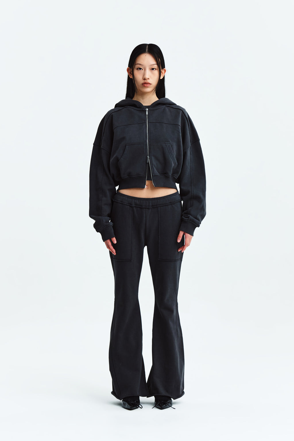 [matinkim] CUT OUT DETAIL SWEATPANTS IN CHARCOAL