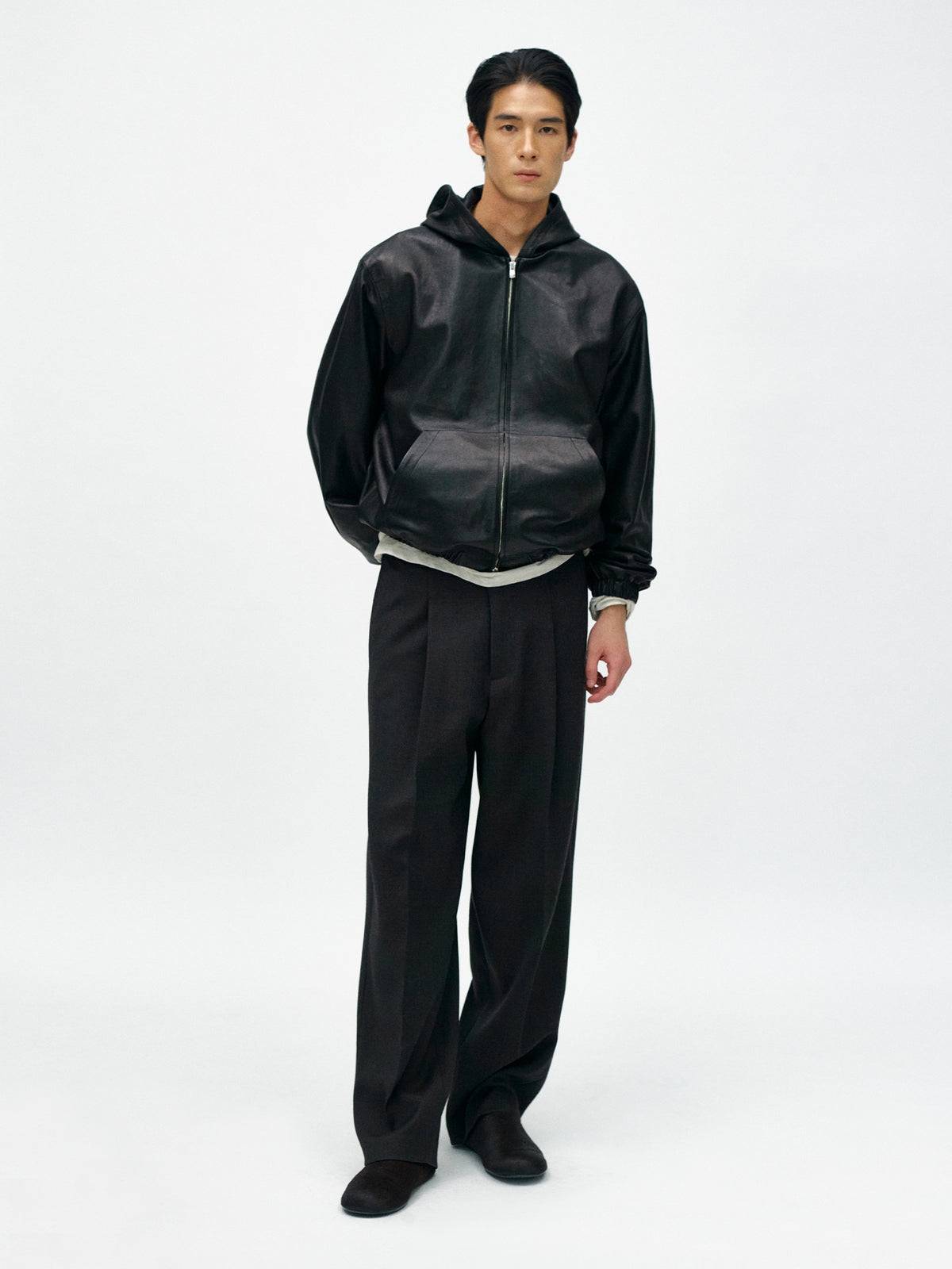 Nothing Written Emil tuck pants (Burnt black)