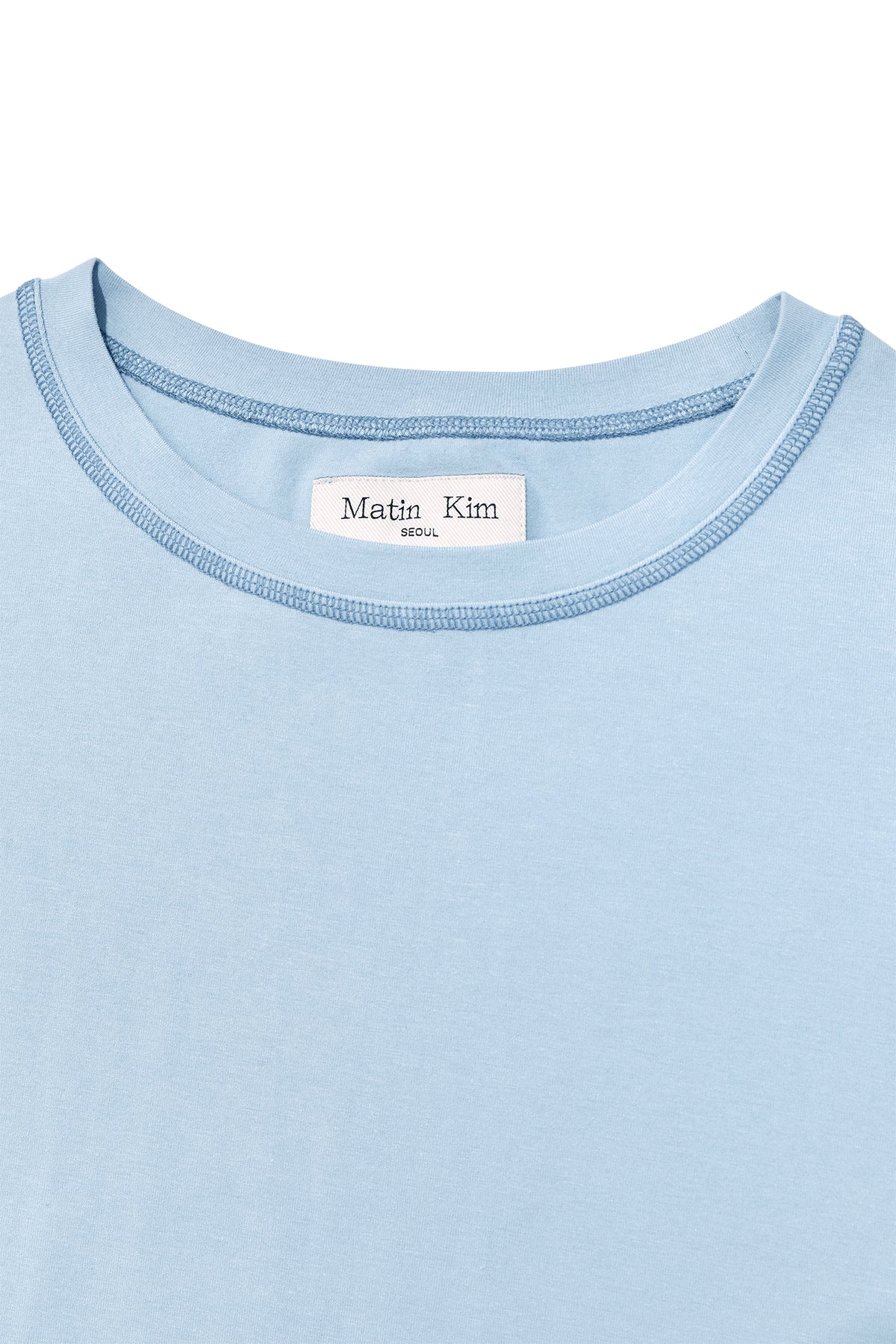 [matinkim] THREE QUARTER LOGO SLIM TOP IN LIGHT BLUE