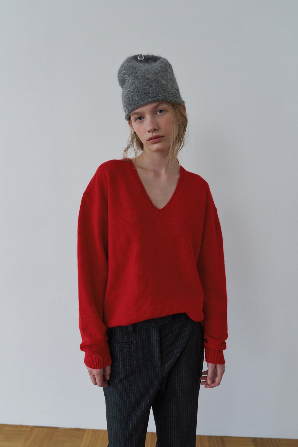 Overdueflair Relaxed Fit V-Neck Knit Cherry Red
