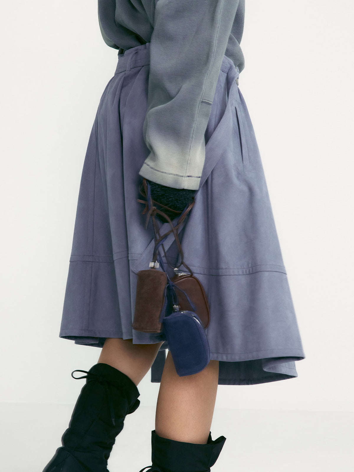 Low Classic Suede Belted Skirt Greyish Blue