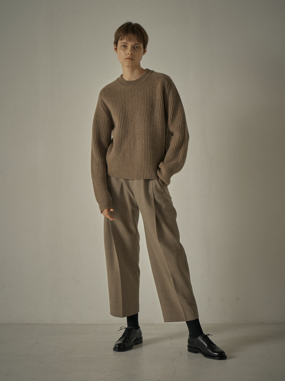Facade Pattern Round Wool Pants cocoa brown