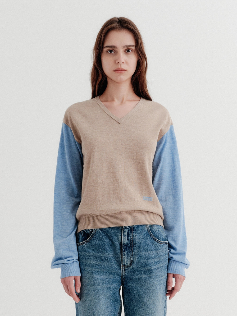EENK V-Neck Contrast Knitwear Top - Light Beige