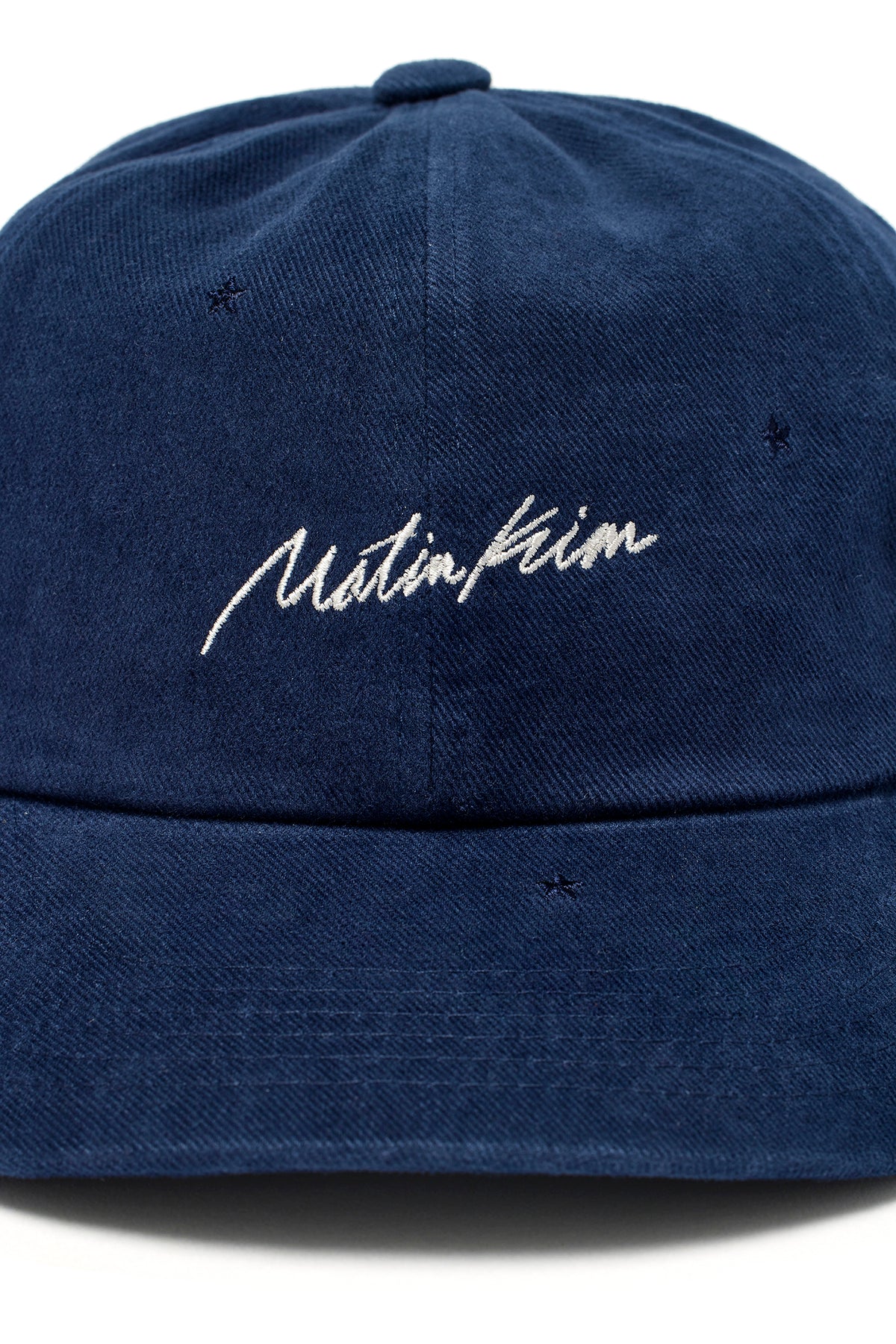 [matinkim] CURSIVE STAR EMBROIDERY BALL CAP IN NAVY